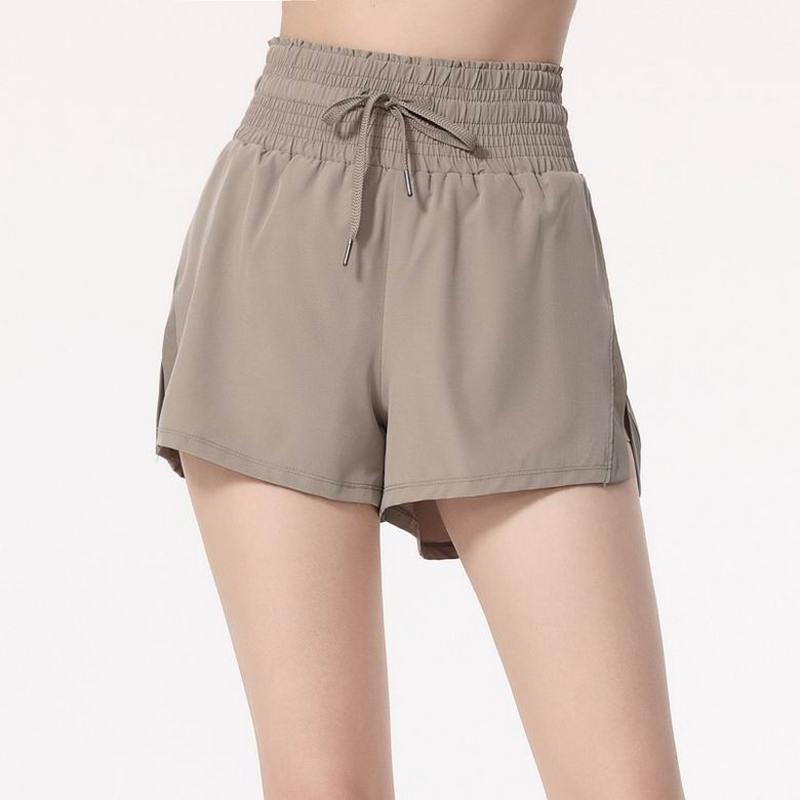 Lululemon Women's Shorts 39